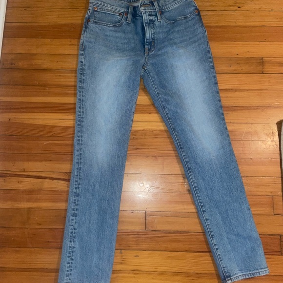 Madewell Tomboy Straight Jeans, size 24, in color Glover Wash - Picture 5 of 6